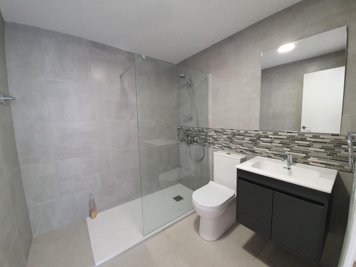 Beautiful 5 Bedroom Villa, Sea Views, Private Pool, Estepona Newly Refurbished ภายนอก รูปภาพ